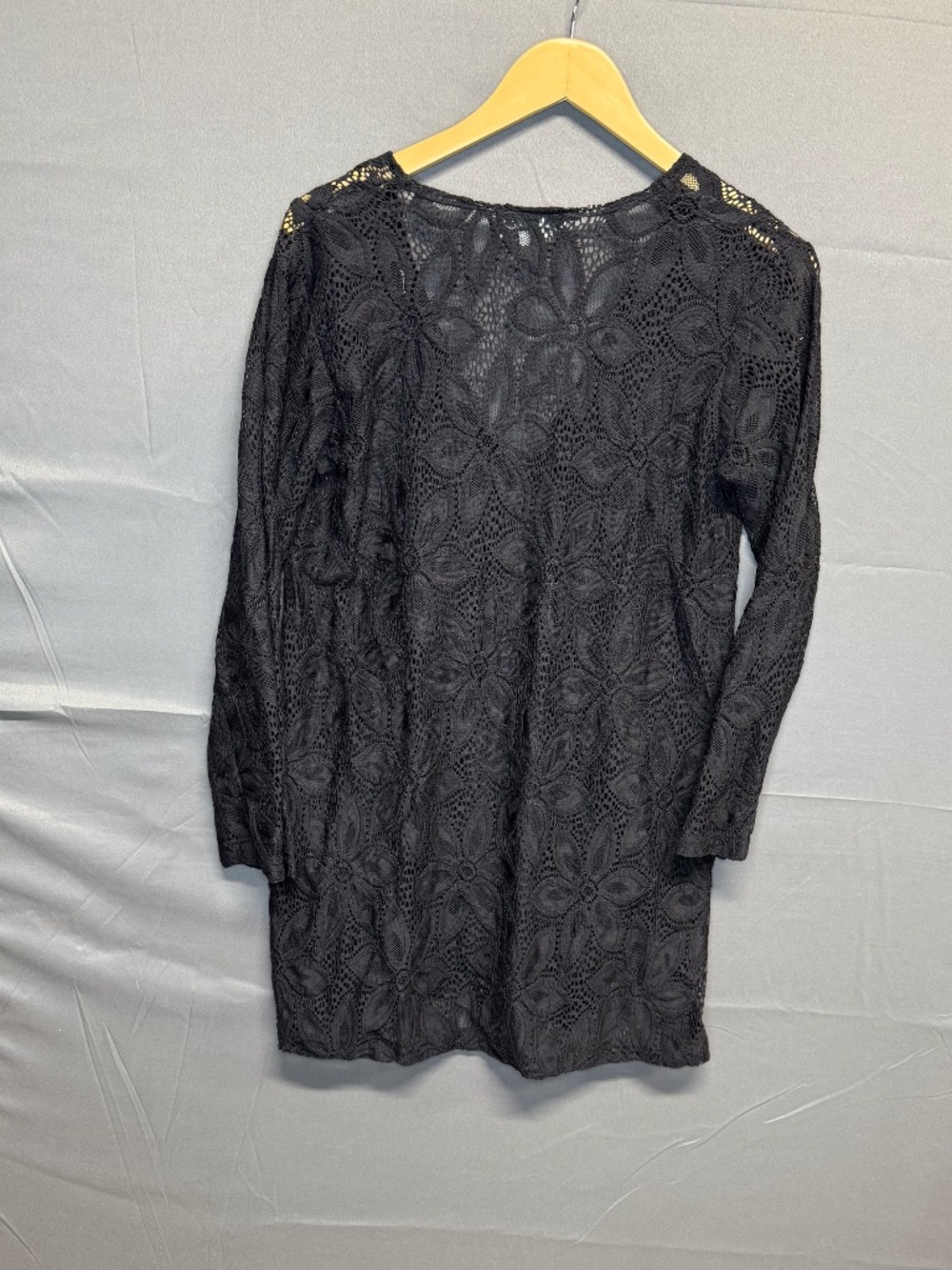 J Valdi Daisy Black Lace Swim Cover Up Tunic V Neck Top Medium Boho Resort Wear - Picture 5 of 9